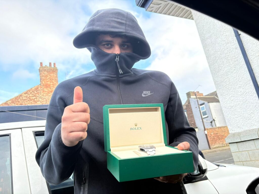 2025 Submariner No Date or £8,000